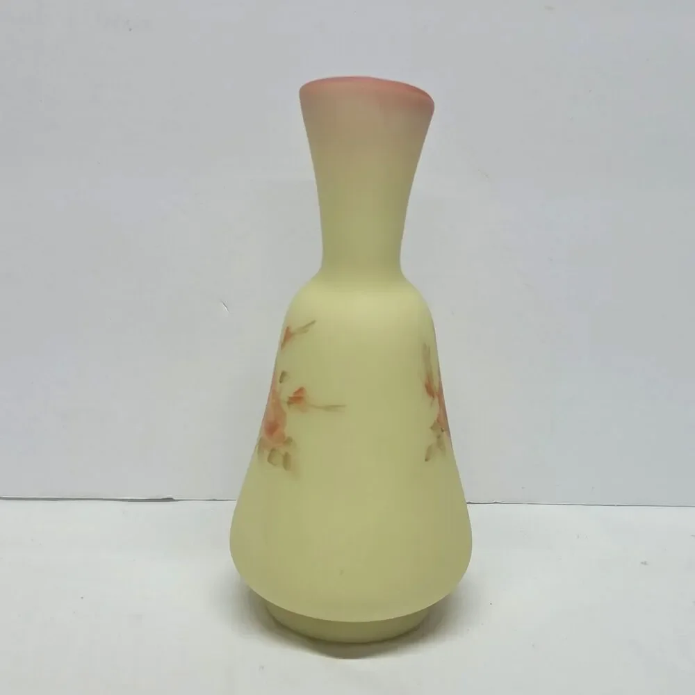 Fenton‎ Custard Burmese Uranium Rose Cruet Hand Painted Vintage 70s Glows in UV